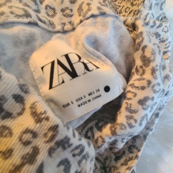 Zara Leopard Animal Print Denim Shirt Sz Small - Picture 5 of 6